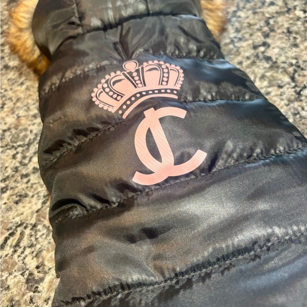 Juicy Couture Pet Black Puffer Jacket with Pink Logo.
